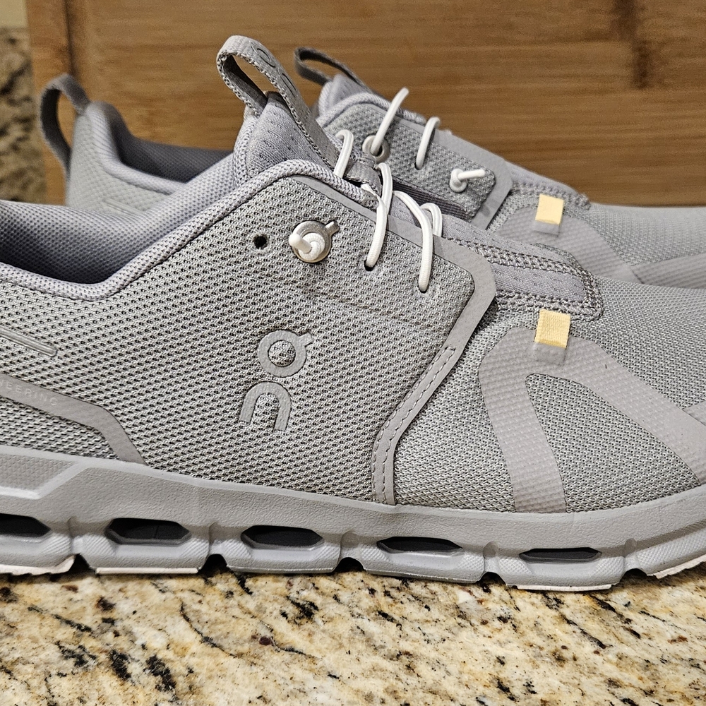On Kids' Grade School Cloud Sky Shoes